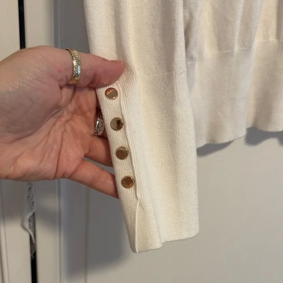 Zara Women's White Crew Neck Sweater - Picture 4 of 4